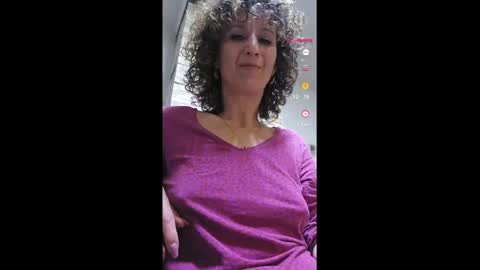 Snapshot of nikpassion123 chatting on 02-25-25, 07:25 nikol online show from 02-25-25, 07:25