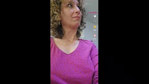 Snapshot of nikpassion123 chatting on 03-05-25, 08:32 nikol online show from 03-05-25, 08:32