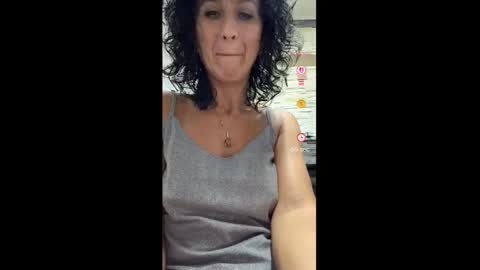 Snapshot of nikpassion123 chatting on 10-14-25, 06:52 nikol online show from 10-14-25, 06:52