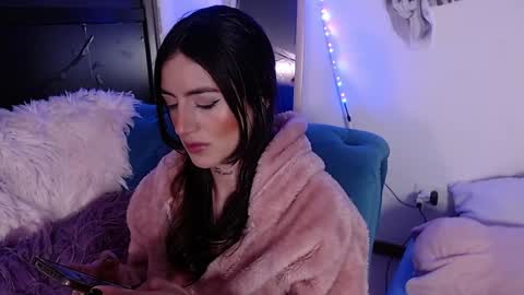 Snapshot of nikyastark chatting on 12-23-24, 07:49 Niky A Stark online show from 12-23-24, 07:49