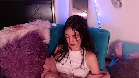 Snapshot of nikyastark chatting on 12-24-24, 10:01 Niky A Stark online show from 12-24-24, 10:01