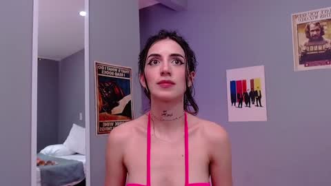 Snapshot of nikyastark chatting on 01-02-25, 01:08 Niky A Stark online show from 01-02-25, 01:08