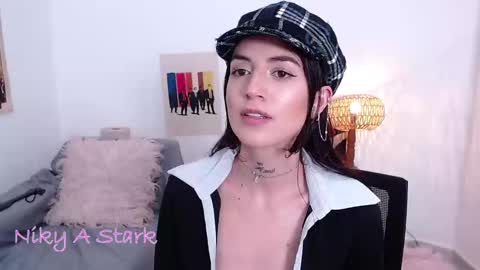 Snapshot of nikyastark chatting on 03-06-25, 08:16 Niky A Stark online show from 03-06-25, 08:16