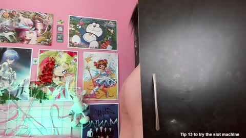 Nikylaine online show from 12-13-24, 12:28