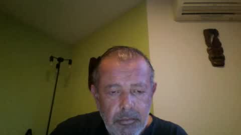 Snapshot of nikyo419 chatting on 09-15-25, 04:01 nikyo419 online show from 09-15-25, 04:01