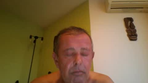 Snapshot of nikyo419 chatting on 09-17-25, 04:47 nikyo419 online show from 09-17-25, 04:47