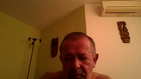 Snapshot of nikyo419 chatting on 09-20-25, 07:09 nikyo419 online show from 09-20-25, 07:09