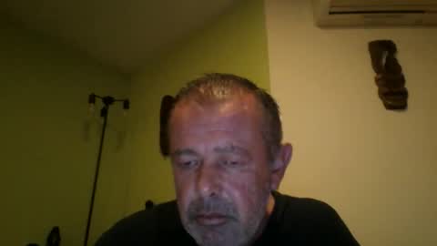 Snapshot of nikyo419 chatting on 09-21-25, 04:03 nikyo419 online show from 09-21-25, 04:03