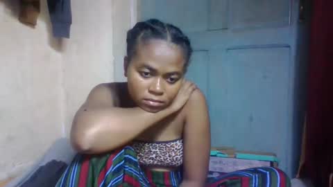nilah online show from 05-13-26, 06:27