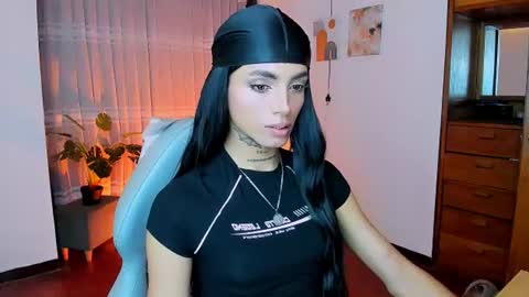 Snapshot of nilam217 chatting on 06-13-26, 03:48 Nilam online show from 06-13-26, 03:48