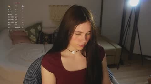 Jennet online show from 06-18-26, 07:40