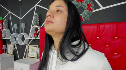 Nina online show from 12-28-24, 08:05