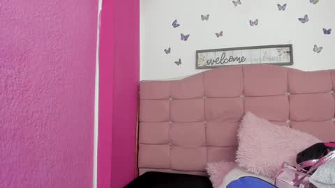 Nina online show from 12-31-24, 01:30