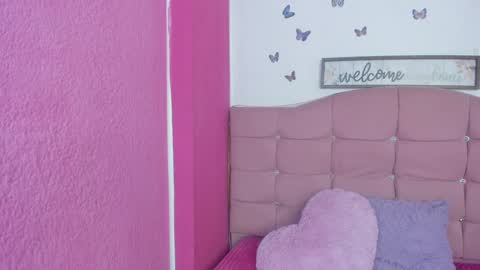 Nina online show from 01-10-25, 12:27