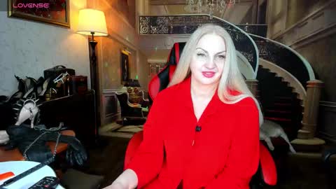 Nina online show from 02-17-26, 11:33