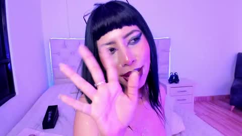 Nina Fox  online show from 05-16-26, 12:29