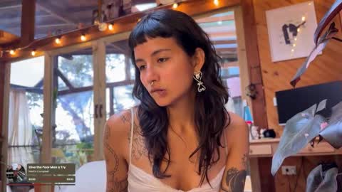 Nina.  online show from 02-07-26, 08:56