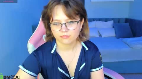 Snapshot of nina_lunaa chatting on 09-09-25, 08:14 nina lunaa online show from 09-09-25, 08:14