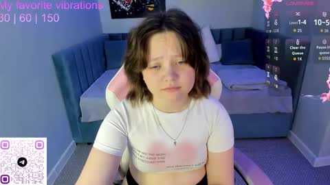 Snapshot of nina_lunaa chatting on 10-05-25, 01:04 nina lunaa online show from 10-05-25, 01:04