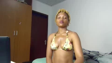 Nina online show from 12-17-25, 12:49