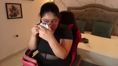Snapshot of nina_rouge7 chatting on 09-26-25, 09:24 N I N A online show from 09-26-25, 09:24