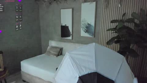 Snapshot of nina_soul chatting on 12-09-24, 01:02 NINA online show from 12-09-24, 01:02
