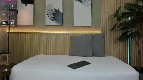 NINA online show from 11-16-25, 12:00