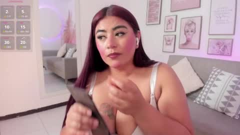 Snapshot of nina_voss chatting on 05-06-26, 09:20 nina_voss online show from 05-06-26, 09:20