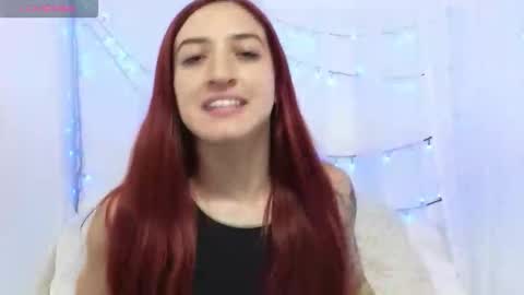 Ninaa fox online show from 05-25-26, 08:48