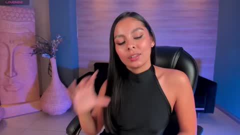 Nina online show from 09-30-25, 03:11