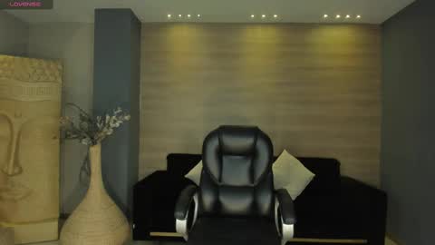 Nina online show from 10-07-25, 03:14