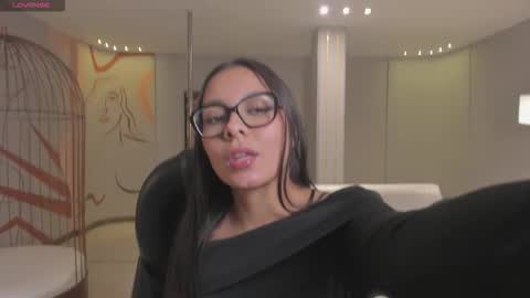 Nina online show from 10-23-25, 02:22