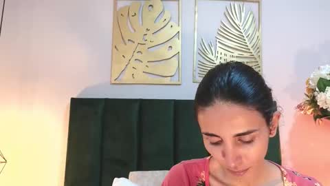 Nina online show from 11-19-25, 05:57