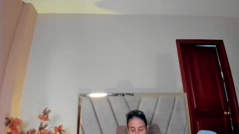 Nina online show from 12-04-25, 06:27