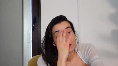 NinaCrystal online show from 02-17-26, 08:33