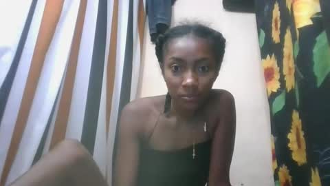 Snapshot of ninaeaa chatting on 11-14-25, 01:48 ninaeaa online show from 11-14-25, 01:48