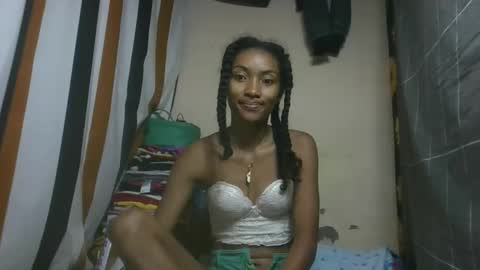 Snapshot of ninaeaa chatting on 02-28-26, 03:51 ninaeaa online show from 02-28-26, 03:51