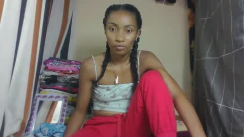 Snapshot of ninaeaa chatting on 03-10-26, 01:05 ninaeaa online show from 03-10-26, 01:05