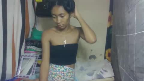 Snapshot of ninaeaa chatting on 03-16-26, 07:23 ninaeaa online show from 03-16-26, 07:23