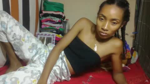 Snapshot of ninaeaa chatting on 03-28-26, 09:58 ninaeaa online show from 03-28-26, 09:58