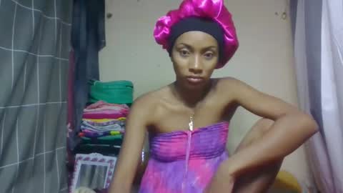 Snapshot of ninaeaa chatting on 04-06-26, 09:27 ninaeaa online show from 04-06-26, 09:27