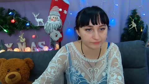 ninaflawlees online show from 12-01-24, 10:21