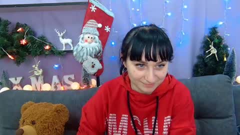 ninaflawlees online show from 12-02-24, 05:04