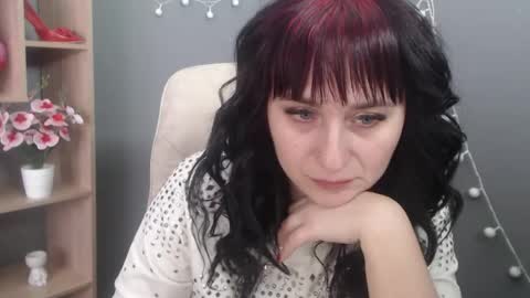 ninaflawlees online show from 02-19-26, 07:26