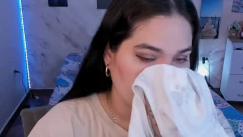 Snapshot of ninafuentes2x chatting on 05-06-26, 04:08 NinaFuentes online show from 05-06-26, 04:08