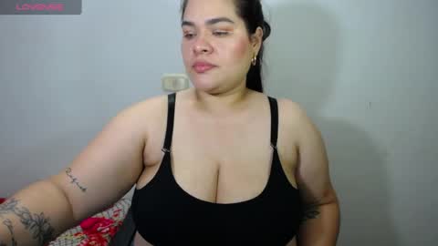 Snapshot of ninafuentes2x chatting on 07-30-26, 05:06 NinaFuentes online show from 07-30-26, 05:06