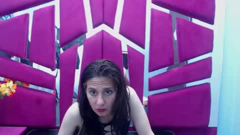 Nina online show from 03-07-25, 11:07