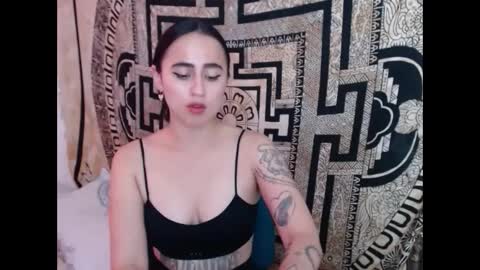 N I N A online show from 12-30-24, 05:23