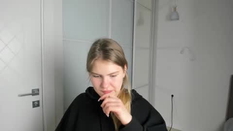 ninarihh online show from 03-08-25, 05:54