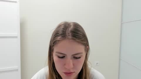 ninarihh online show from 09-21-25, 11:34